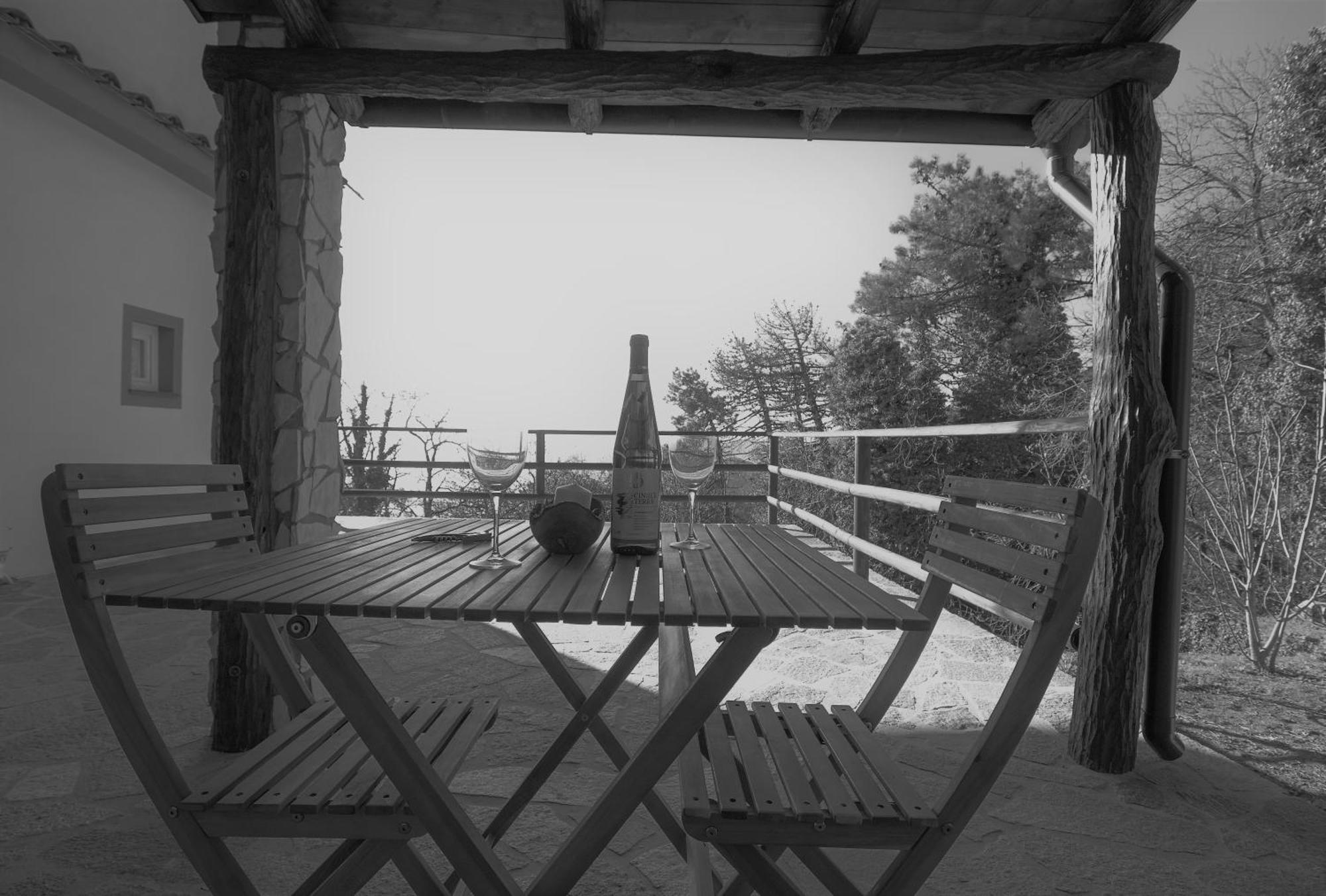 I Tre Grappoli Villa Corniglia Luaran gambar