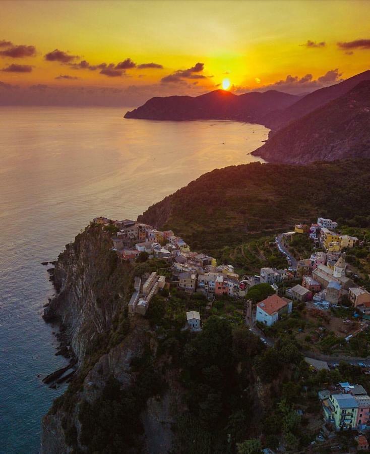 I Tre Grappoli Villa Corniglia Luaran gambar